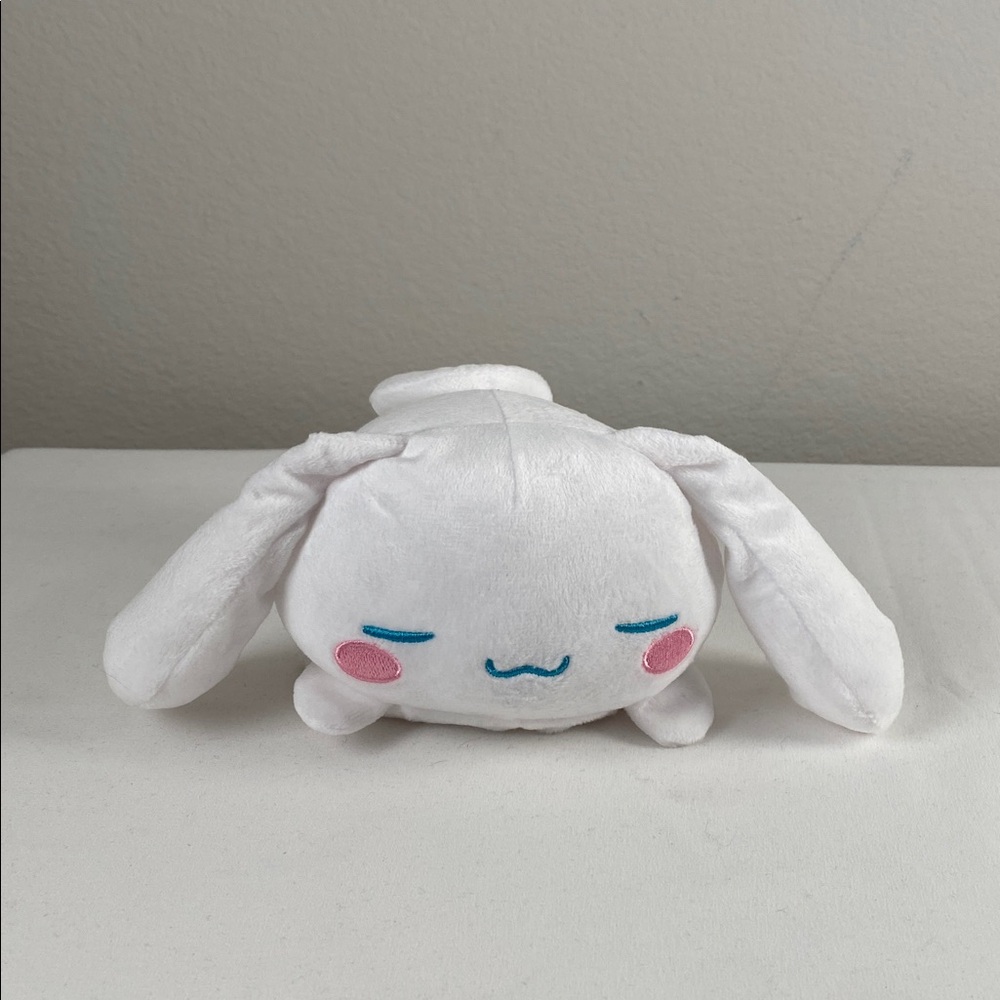 Sanrio Cinnamoroll Flip in out Plush